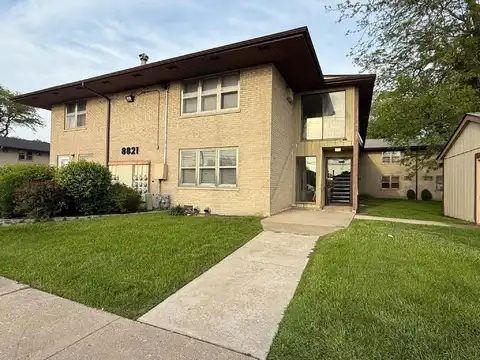 8821 Schneider Avenue, Highland, IN 46322
