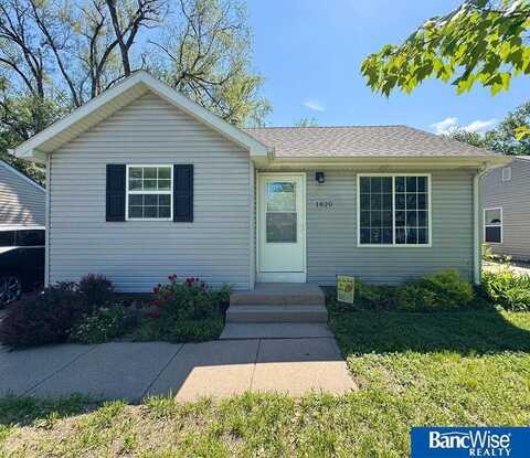 1820 N 24th Street, Lincoln, NE 68503
