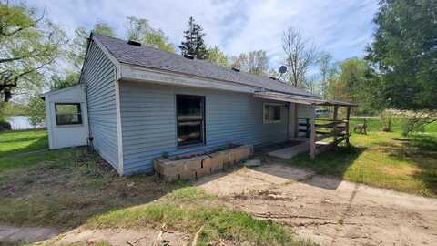 599 Ruby Road, Sheridan, MI 48884