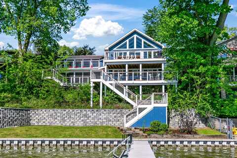67881 Edgewater Beach Road, White Pigeon, MI 49099