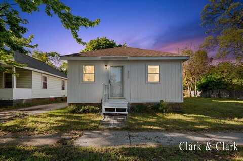 902 Turner Avenue, Muskegon, MI 49442
