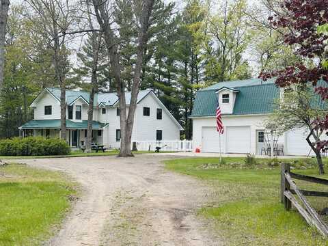4375 W Haskell Lake Rd, Harrison, MI 48625