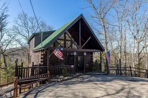 2651 Piney Drive, Sevierville, TN 37876