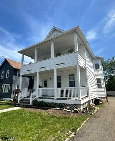 24 Maple St, Little Falls, NJ 07424