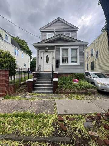 397 Chadwick Ave, Newark, NJ 07112