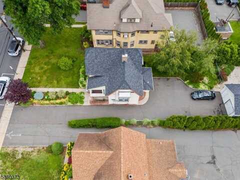 680 Franklin Ave, Nutley, NJ 07110