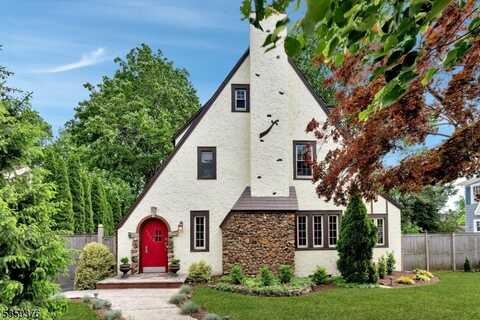 1354 Chetwynd Ave, Plainfield, NJ 07060