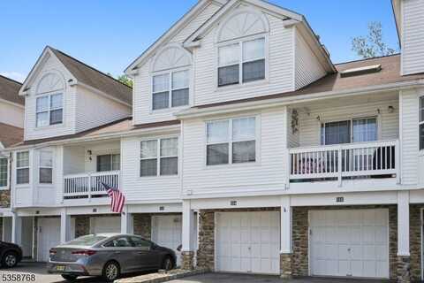 134 Whisper Way, Roxbury Township, NJ 07852