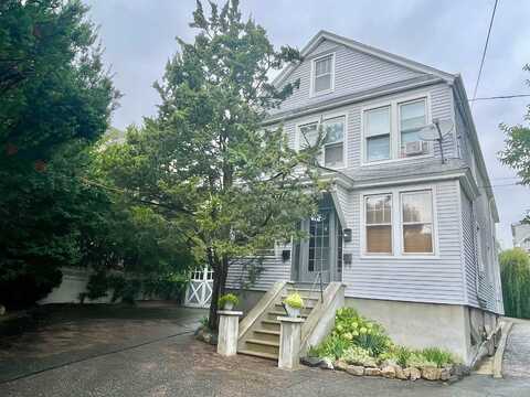 187 WEST 30TH ST, Bayonne, NJ 07002
