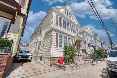 159 WEST 33RD ST, Bayonne, NJ 07002