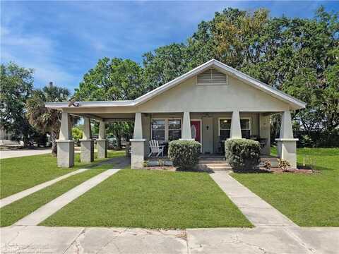 21 N French Avenue, Fort Meade, FL 33841