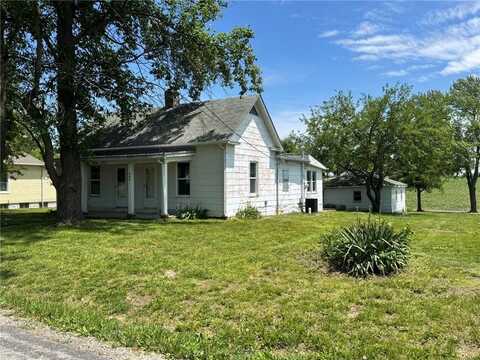 403 S Lafayette Street, Corder, MO 64021