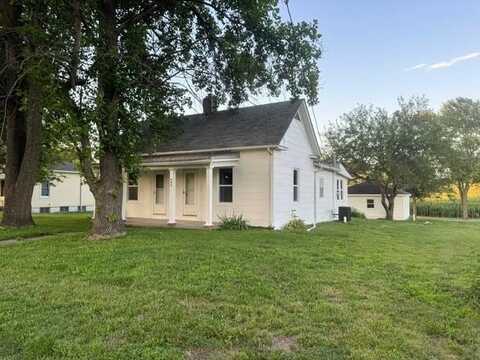 403 S Lafayette Street, Corder, MO 64021