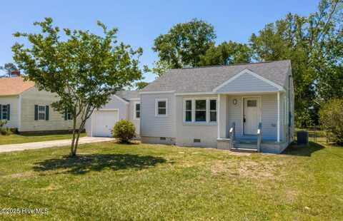 607 E Sabiston Drive, Swansboro, NC 28584