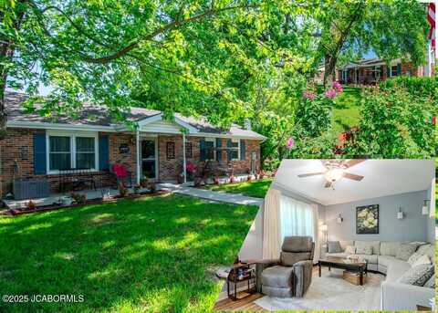 1715 CEDAR LANE, Holts Summit, MO 65043