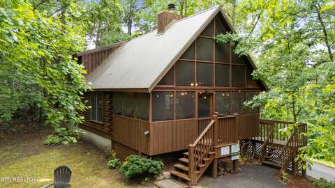 1514 Ridgecrest Drive, Sevierville, TN 37876