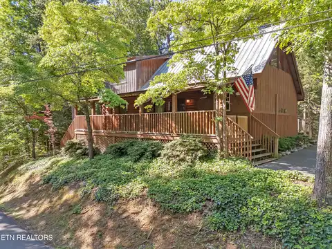 1518 Ridgecrest Drive, Sevierville, TN 37876
