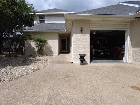 1 Antelope Trail, Kerrville, TX 78028
