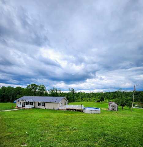 711 Becky Jane Road, Frenchburg, KY 40322