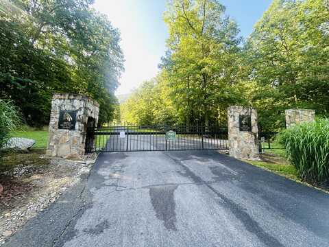 Lot 9 Brush Mountain Circle, Middlesboro, KY 40856