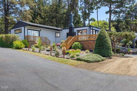 3632 SE Dune, Lincoln City, OR 97367