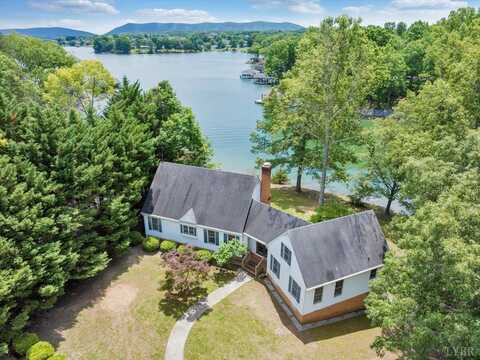414 Strawberry Banks Drive, Moneta, VA 24121
