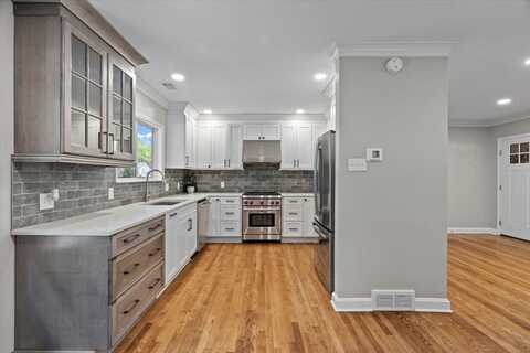 4958 SEQUOIA, Memphis, TN 38117