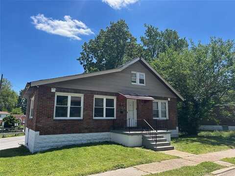 3838 Avondale Avenue, Northwoods, MO 63121