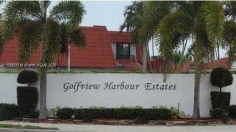 1420 SW 28th Ave, Boynton Beach, FL 33426