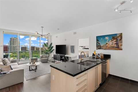 79 SW 12th St, Miami, FL 33130