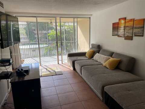 1770 NE 191st St, Miami, FL 33179
