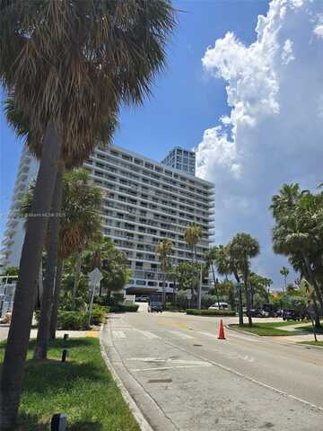 200 SE 15th Rd, Miami, FL 33129