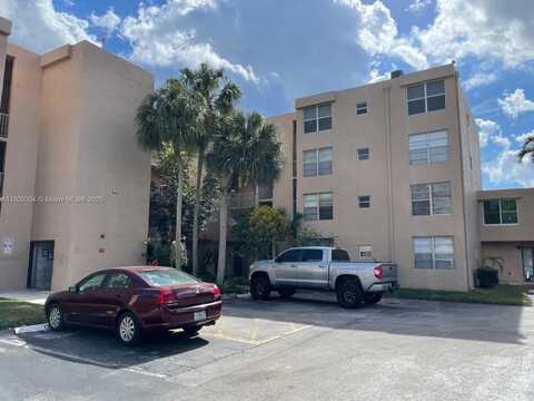 9431 Live Oak Pl, Davie, FL 33324