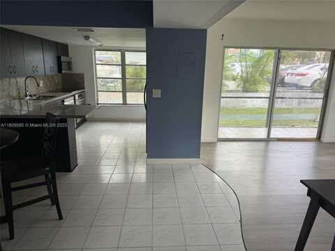 4168 Inverrary Dr, Lauderhill, FL 33319