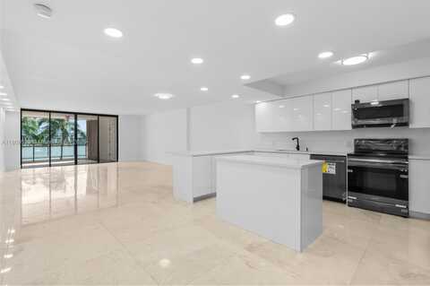 2300 Diana Dr, Hallandale Beach, FL 33009