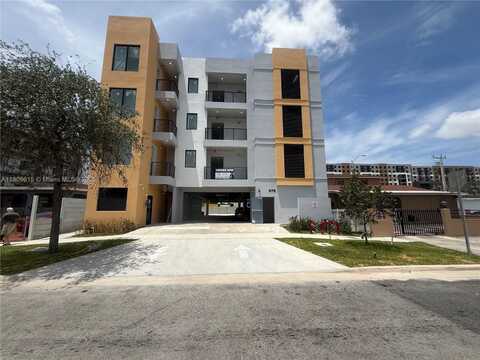 879 E 24th St, Hialeah, FL 33013