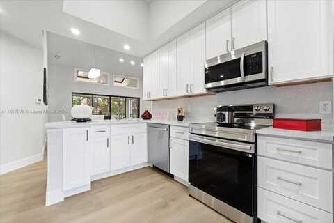 7932 Seville Pl, Boca Raton, FL 33433
