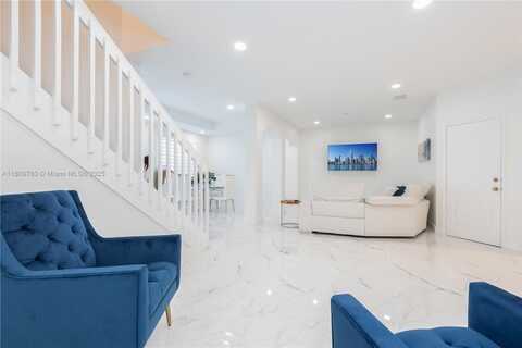 15323 SW 9th Way, Miami, FL 33194