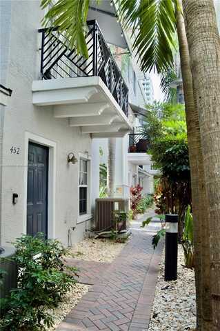 452 NE 2nd Ave, Fort Lauderdale, FL 33301