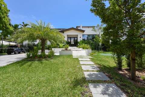 120 Buttonwood Dr, Key Biscayne, FL 33149