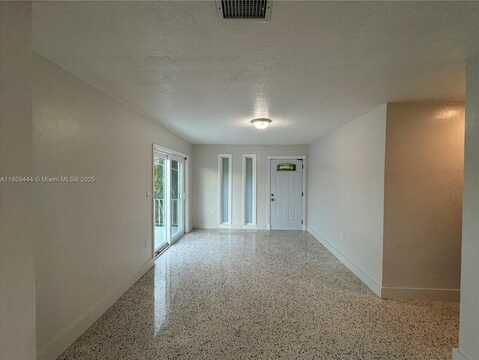 1760 SW 3rd St, Miami, FL 33135