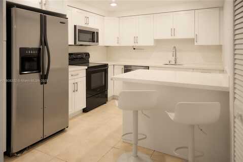 16175 Golf Club Rd, Weston, FL 33326