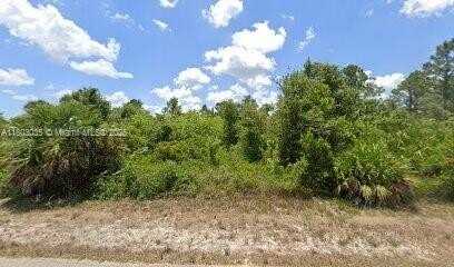 1821 IRVING AVE, Lehigh Acres, FL 33972
