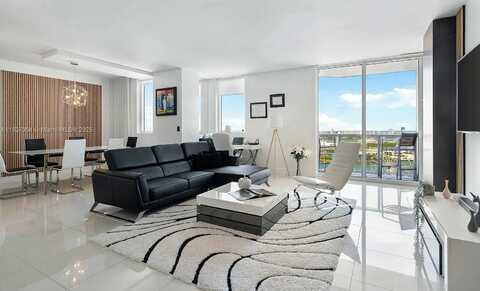 244 Biscayne Blvd, Miami, FL 33132