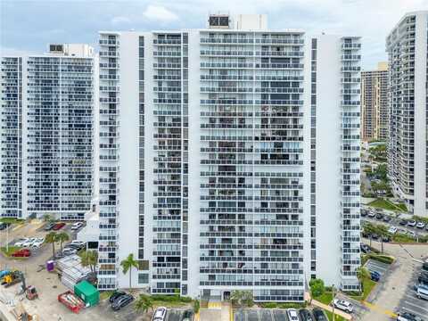 20505 E Country Club Dr, Aventura, FL 33180
