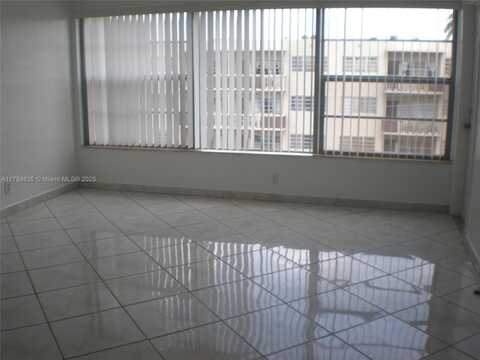 1460 NE 169th St, Miami, FL 33162