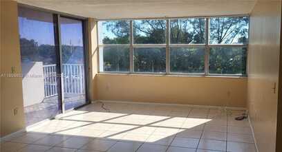 1300 NE Miami Gardens Dr, Miami, FL 33179