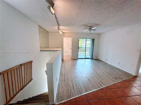 109 Gardens Dr, Pompano Beach, FL 33069