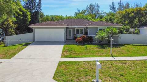 20121 SW 79th Ave, Cutler Bay, FL 33189