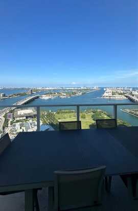 1040 Biscayne Blvd, Miami, FL 33132